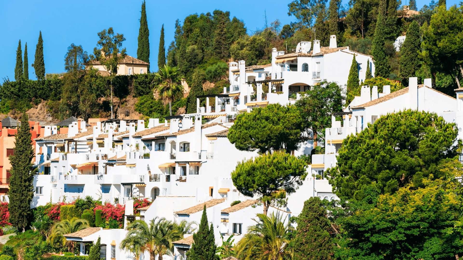 Living in Benahavís: Where Tradition Meets Luxury